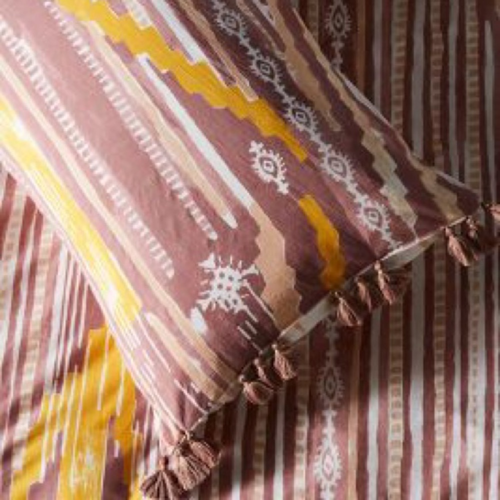 Anthro duvet + 4 shams - Picture 2 of 4